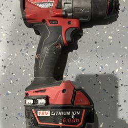 Milwaukee Fuel M18 Hammer drill/deiver