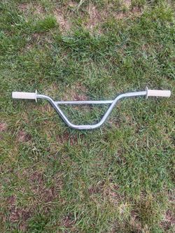 BMX part’s GT Dyno handle bars, & Schwinn YO Grips