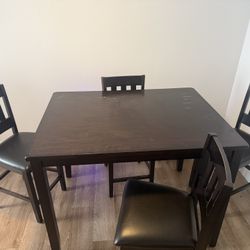 Dining Table And Chairs 