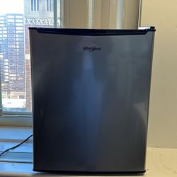 Whirlpool Mini Fridge