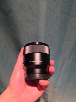 Sony FE 50mm f2.8 macro lens