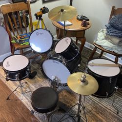 Kids Drum Set . Gammon