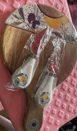 New - In Box - Plastic Wrapped - Charcuterie Board