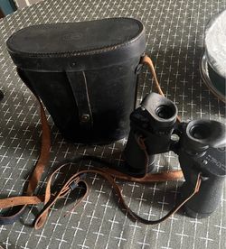 Vintage WW2 era SARD 7x50 Black Binoculars with Leather Case