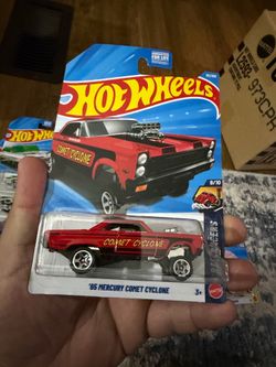Hotwheels "65 MERCURY COMET CYCLONE $3