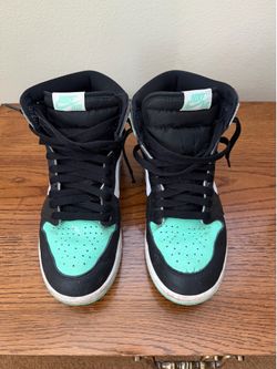 Air Jordan 1 High OG Green Glow - Size 8.5 (No Box)
