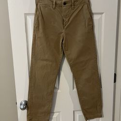 American Eagle Women’s Pants 6 28x30 Flex Dark Beige Khaki Chino Solid stretch 98%  cotton 2% elastane flat front and straight fit slightly distressed