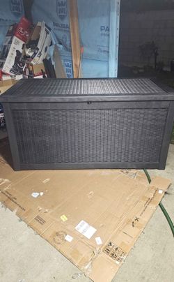 Plastic Storage Chest Box