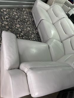 White Leather Recliner Sofa Set .✅DELIVERY SERVICE  AVAILABLE ✅🚛