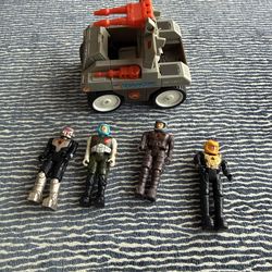 Vintage 1986 Coleco Starcom Laser R.A.T. Vehicle with 4 figurines.