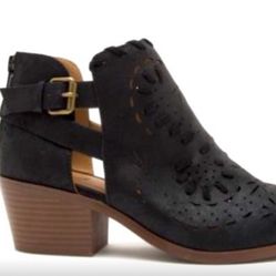 Qupid Montana Booties