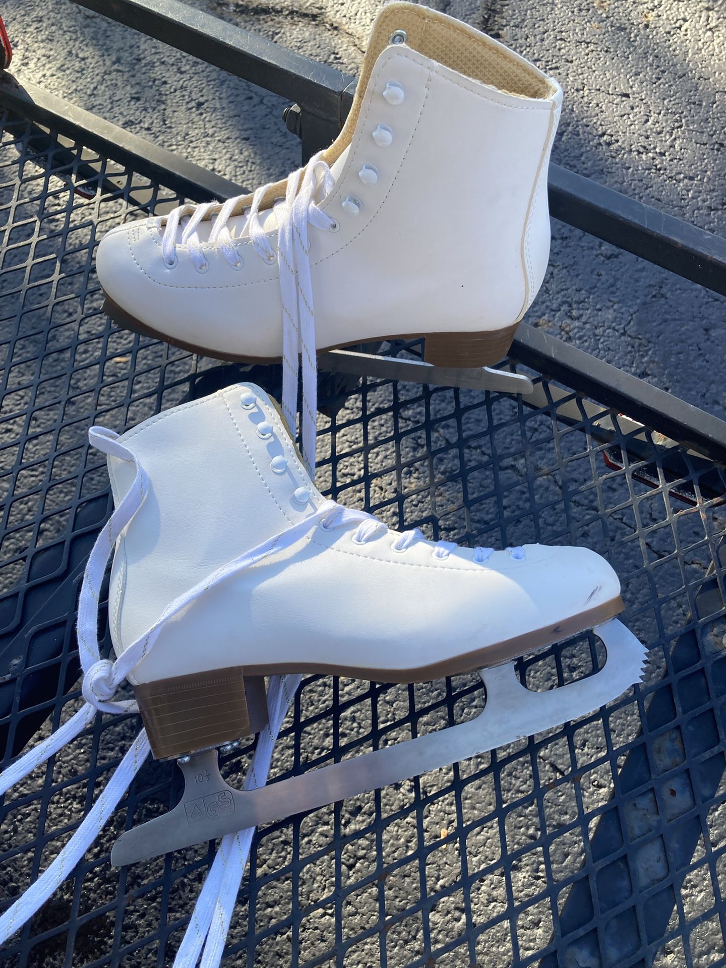 Figure Skates Womenβs Size 8