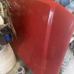99-05 Chevy Silverado Hood