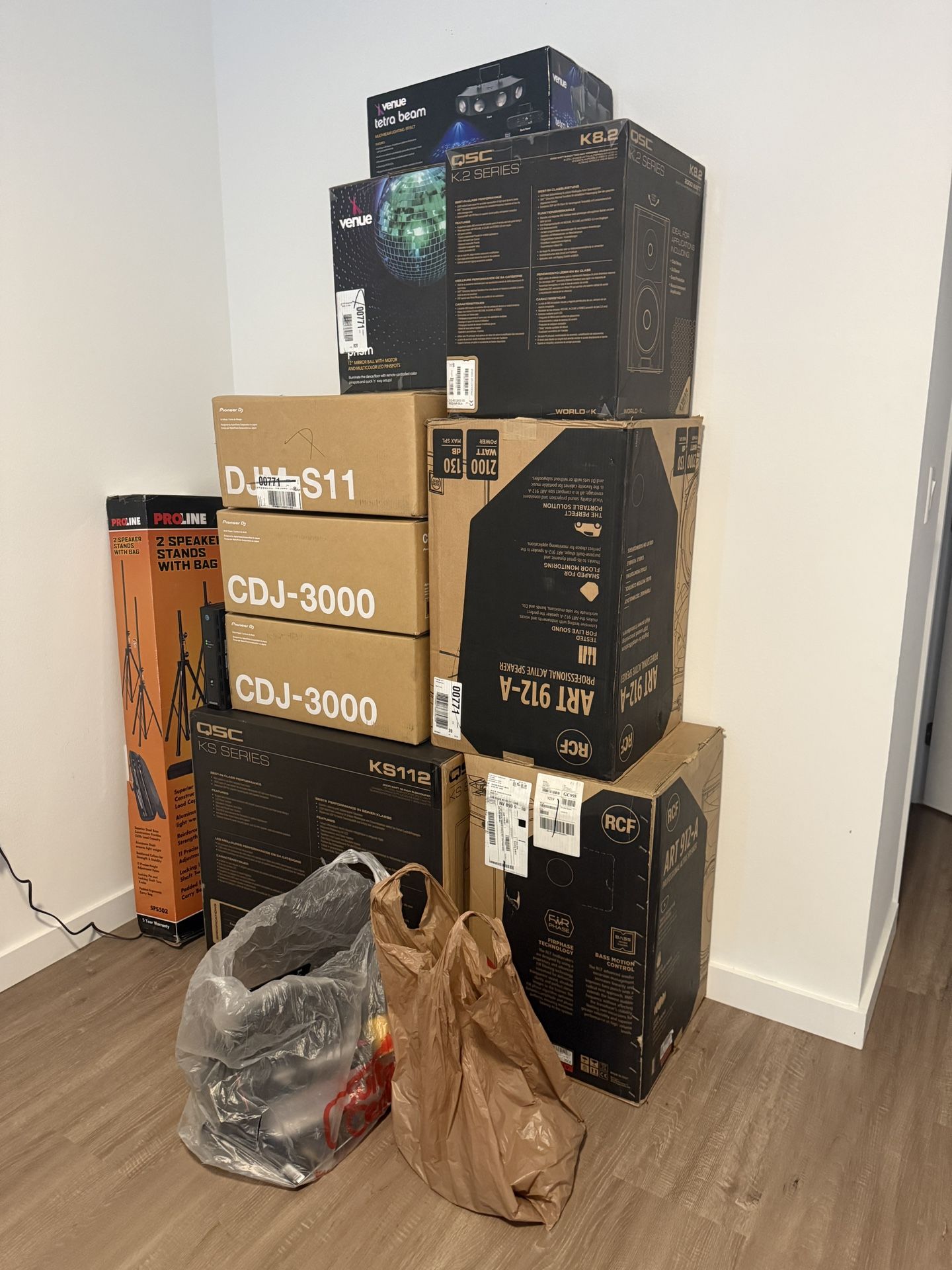 ** Brand New in Box Top of line DJ Equip** 2 x Pioneer CDJ-3000 // DJM-S11 // Speakers & Subwoofer: