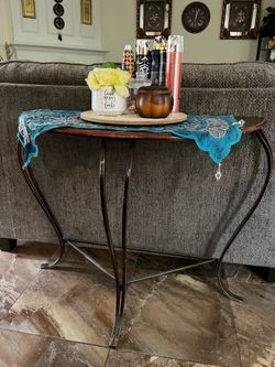 Console table