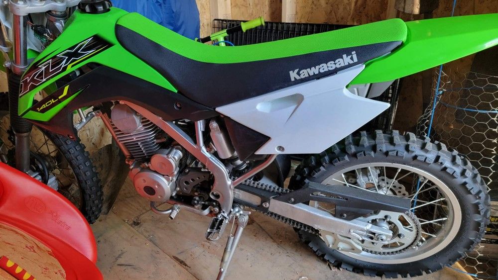 2019 KAWASAKI KLX 140g