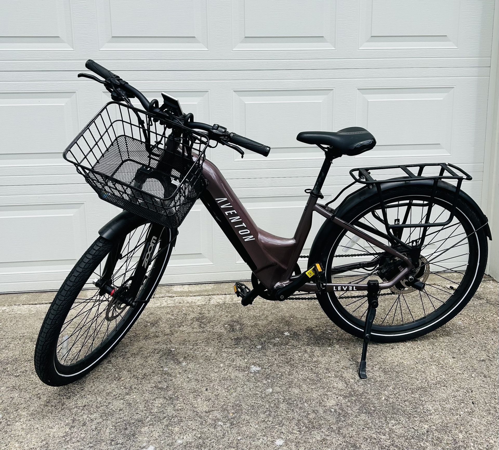 E- Bike AVENTON