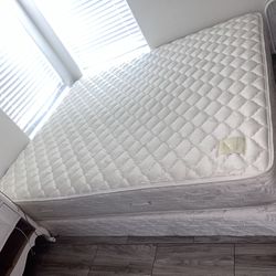 King Size Mattress And Box Springs
