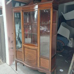 VINTAGE CHINA CABINET