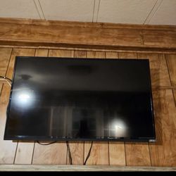 40 Inch Vizio Tv. $100