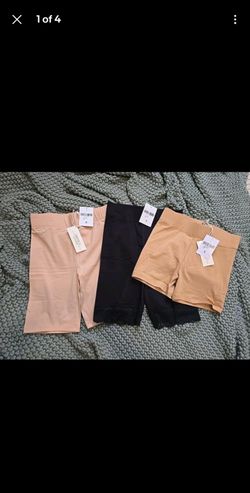 ✨️NWT✨️ Forever 21 Biker Shorts & Shortie Bundle Women's Small 3 Colors
