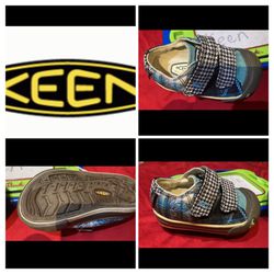 Available 👈KEEN shoes Toddler Size 5