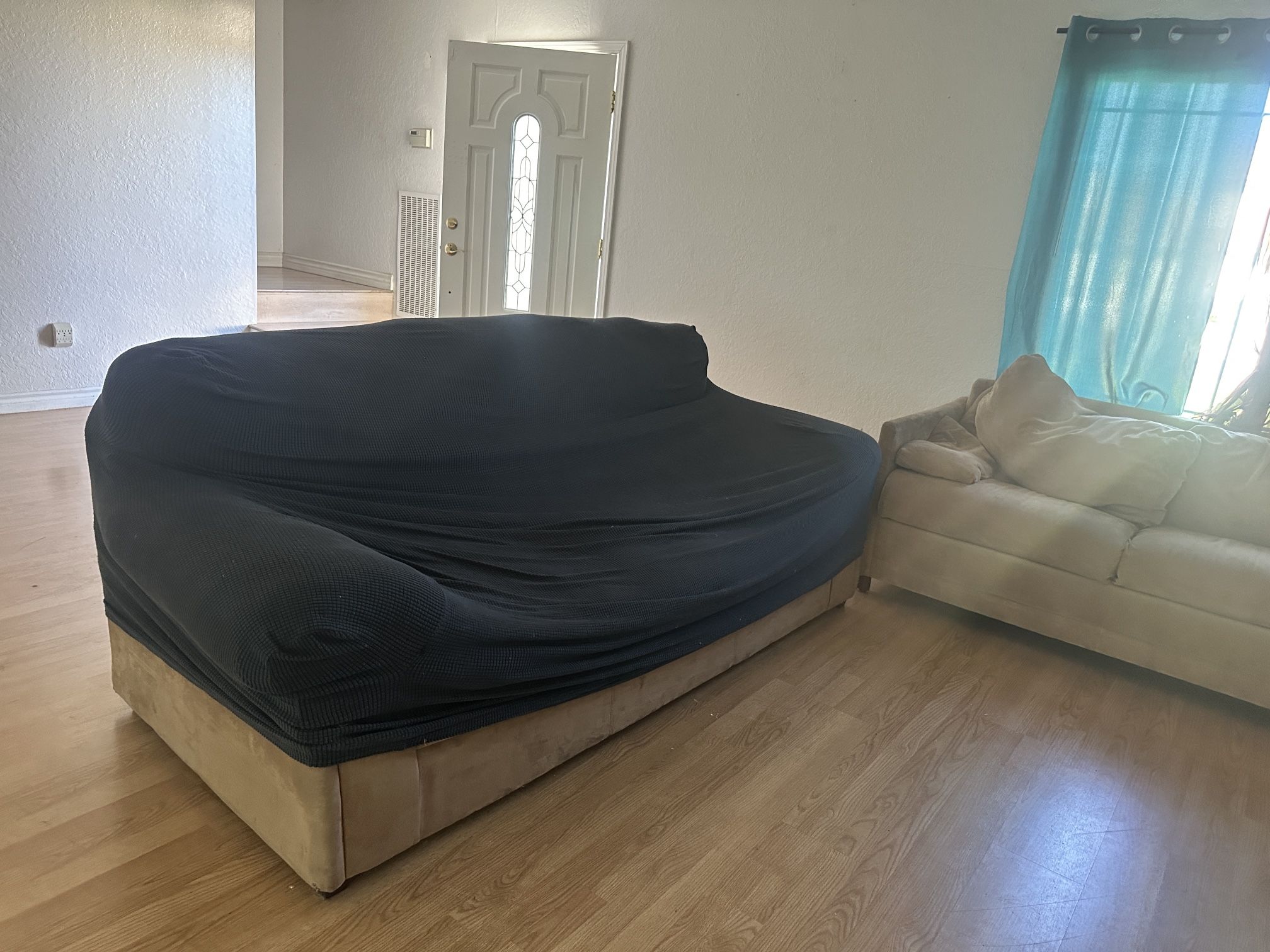Free Furniture Pickup Your Own for Sale in Chino, CA OfferUp