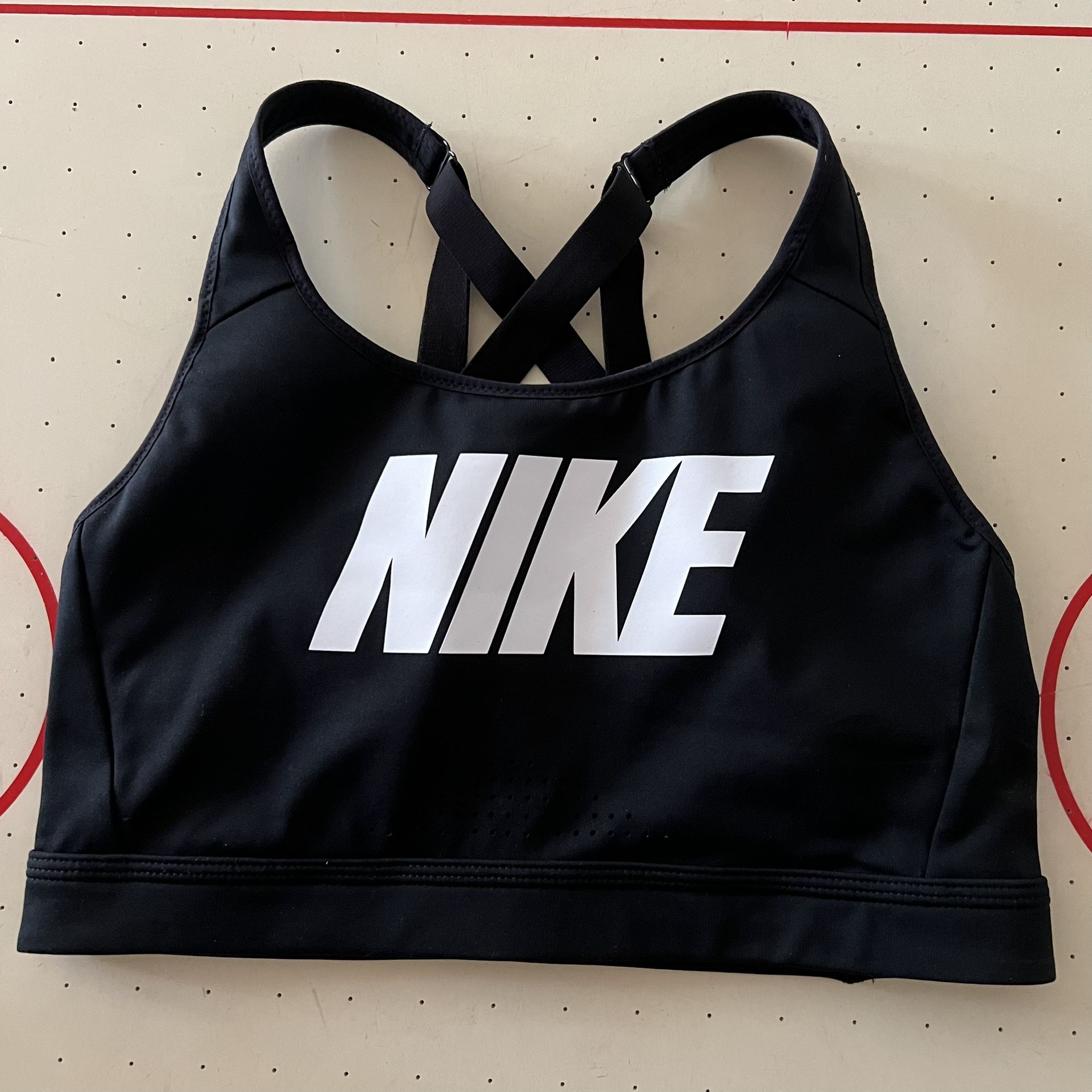 Nike Woman’s Swoosh High Support Adjustable Sportswear Bra, large
