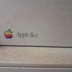 Original Apple Computer II Gs