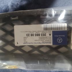 Mercedes Benz Grill  Cover