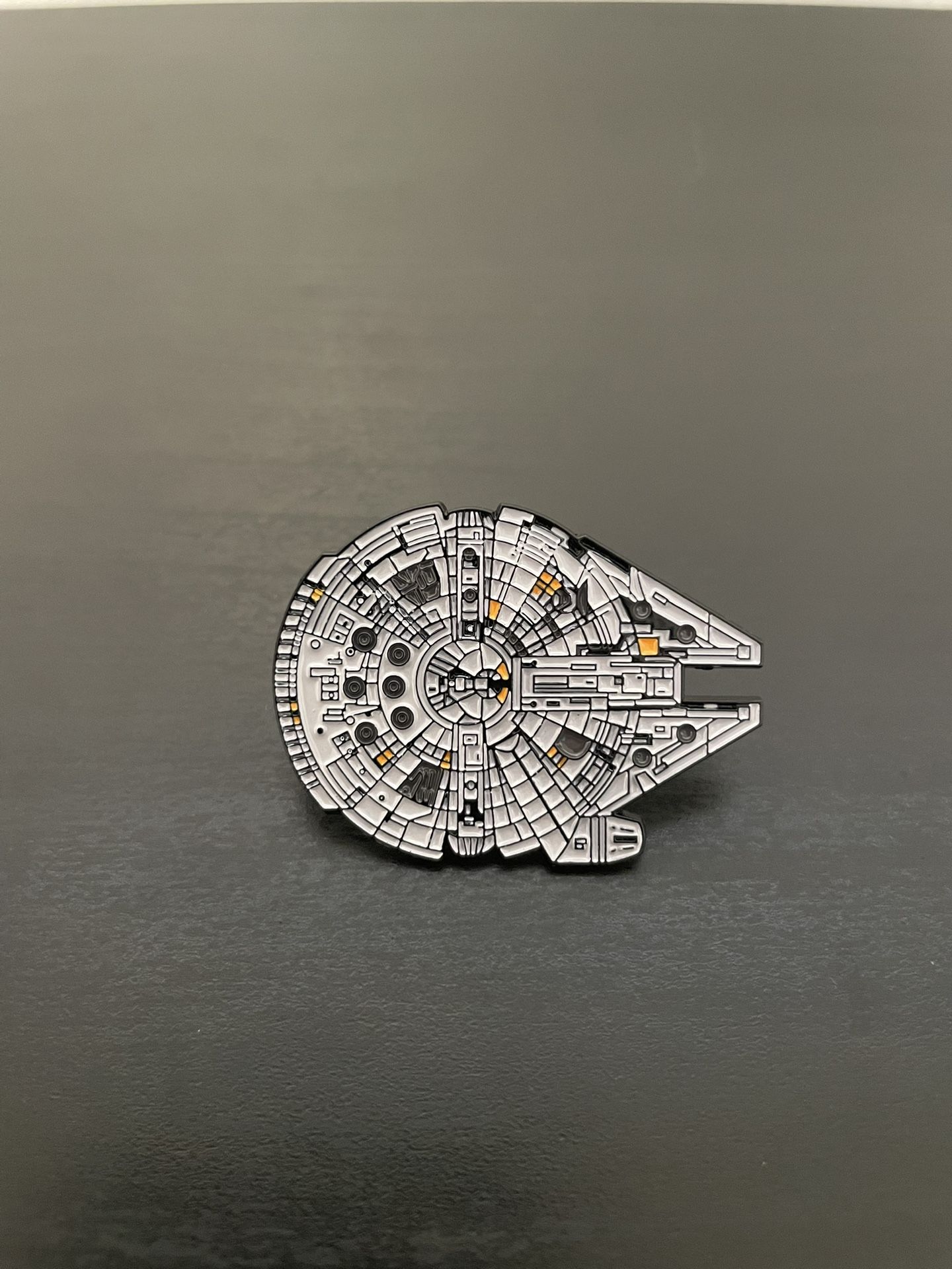 Millennium Falcon Star Wars Pin NEW Pinback Brooch Metal Enamel Movies Retro