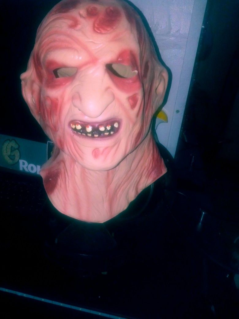 Halloween Freddy Mask