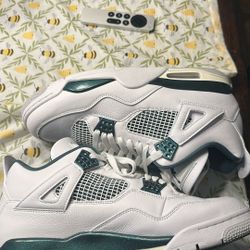 Air Jordan 4 Retro oxidized Green
