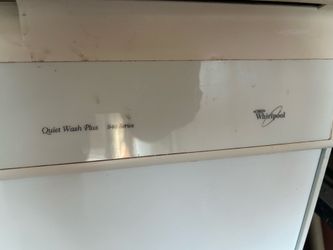 Whirlpool Dish Washer - Whirlpool Dish Washer Quiet Wash Plus 940 series