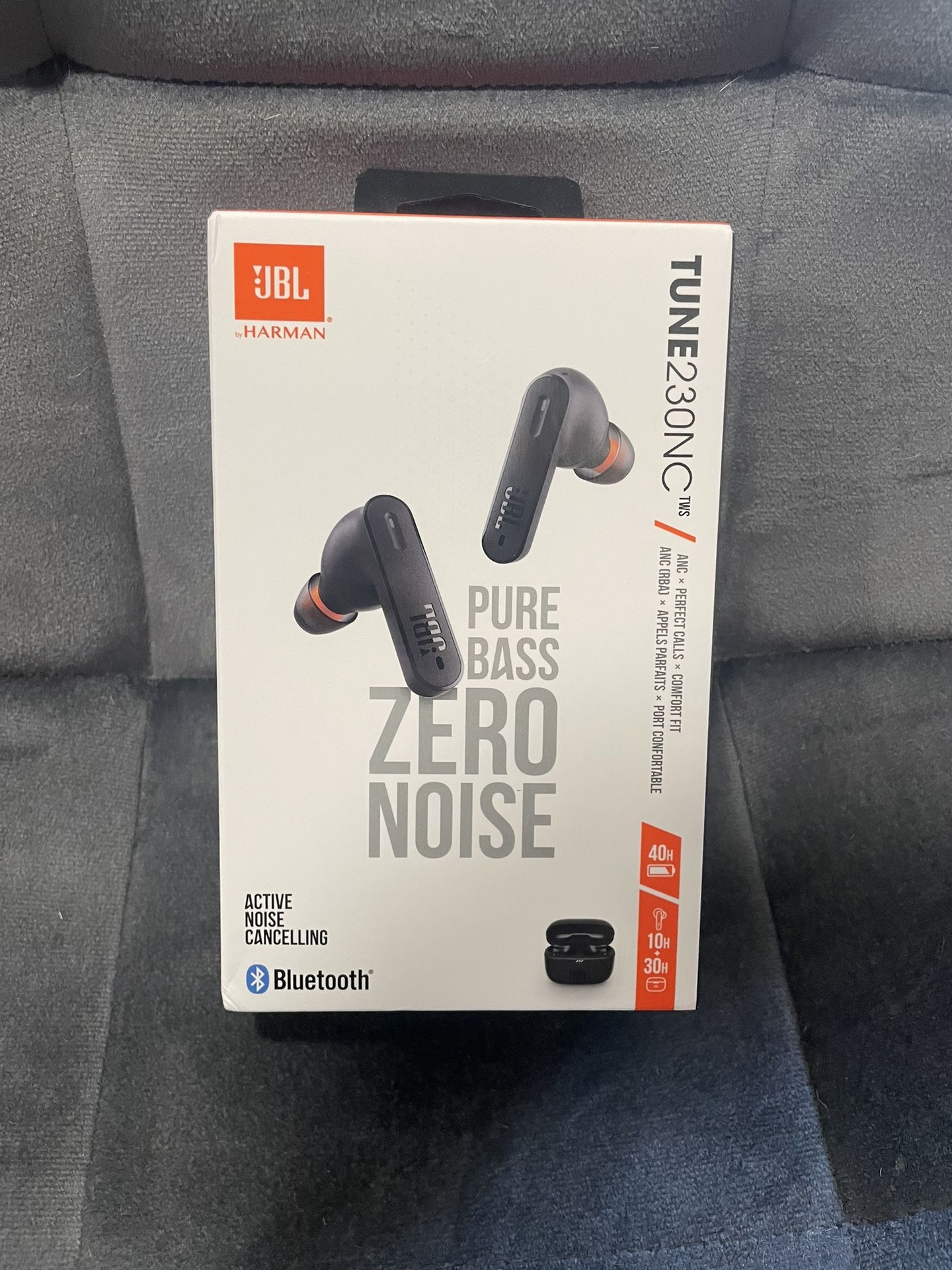 Brand New Jbl Earbuds 