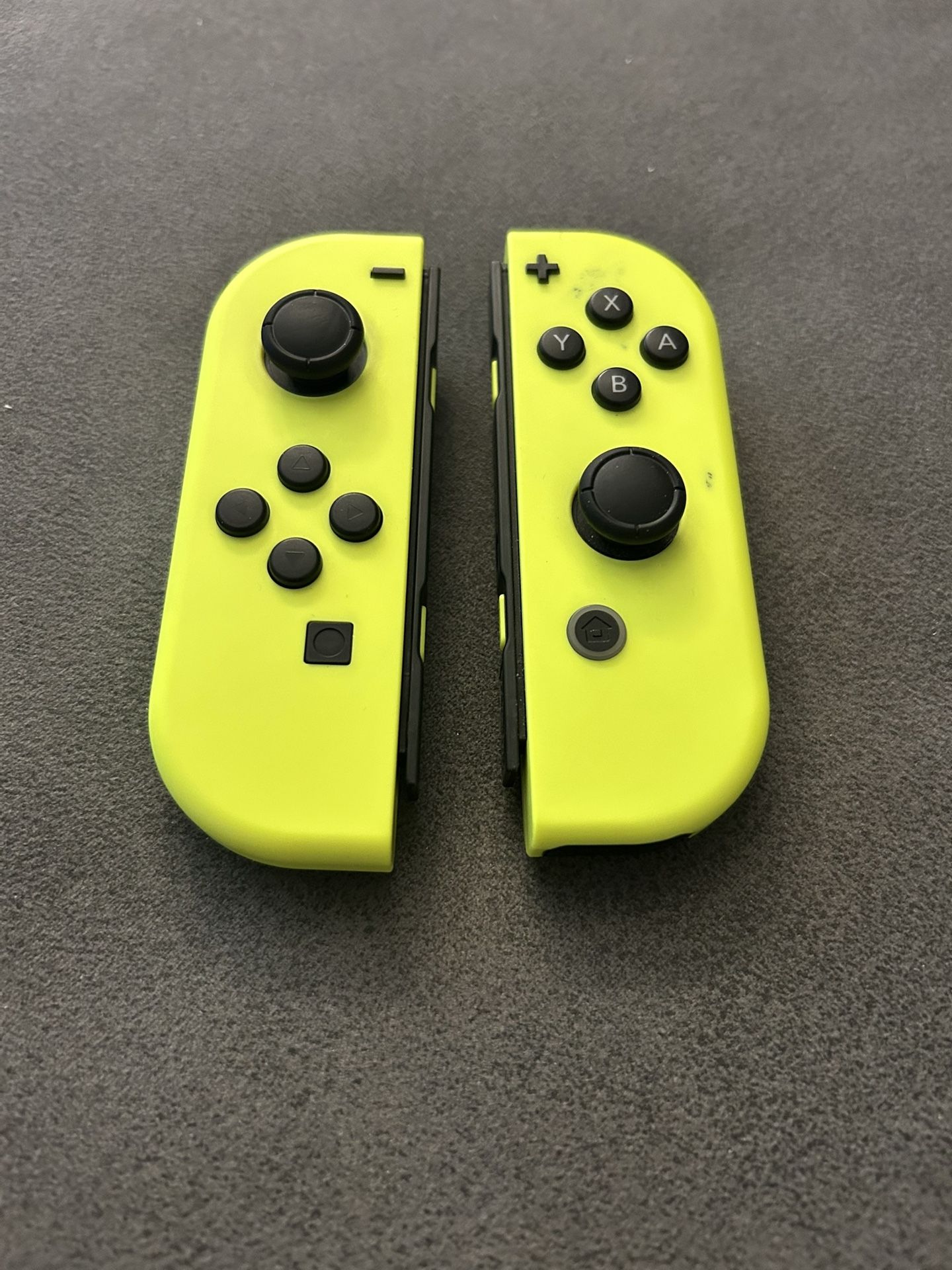 Nintendo Switch Joycons 