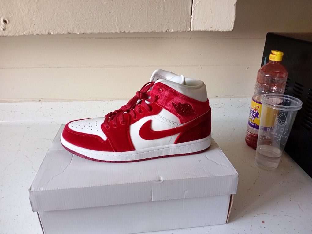 11.5 Womans Air Jordans