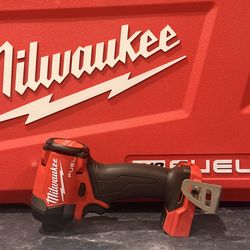 Milwaukee M18 FUEL 18V Lithium-lon Brushless Cordless 1/4 in. Hex Impact