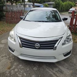 2015 Nissan Altima lean Title 3.200