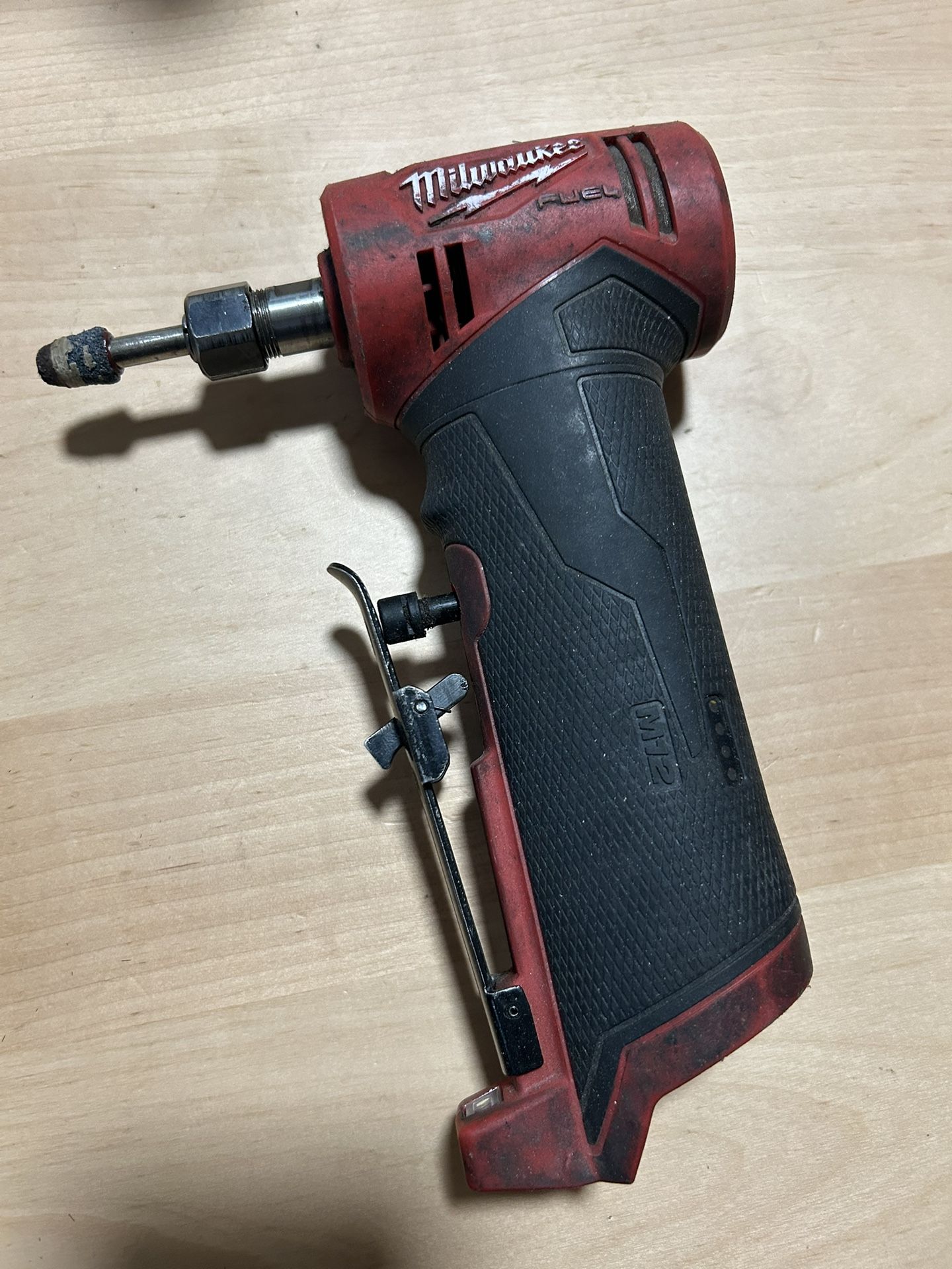 Milwaukee M12 FUEL 12V Lithium-Ion Brushless Cordless 1/4 in. Right Angle Die Grinder (Tool-Only)
