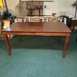 Dining Table W/extension 