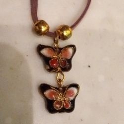 Beautiful Pendant And Necklace