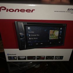 Pioneer Double Din Radio 