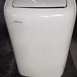 Toshiba 8,000 BTU 3-in-1 Portable AC – RAC-PD0812CRRU – Great Condition