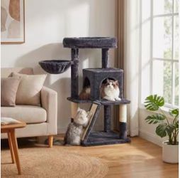 Cat tree - new in box 18.9 x 18.9 x 37.8-in