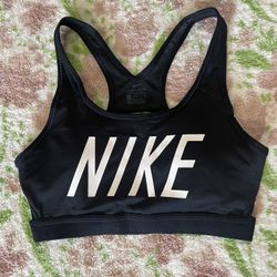 women’s activewear black Dri-Fit bra - Nike