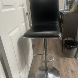 Barstool 