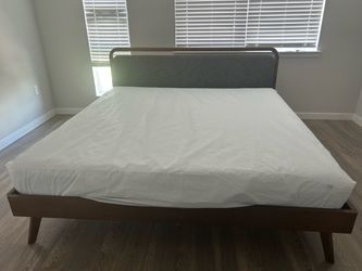 Sleepy’s Sealy Memory Foam King Prime