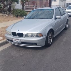2003 BMW 530i