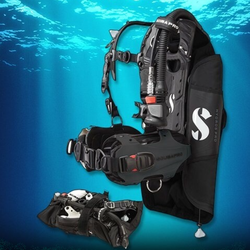 2 DAY OFFER...NEW Men's Scuba Pro Air 2 BCD with Regulator, Mikron Yoke, and Gauge.  Never Used.